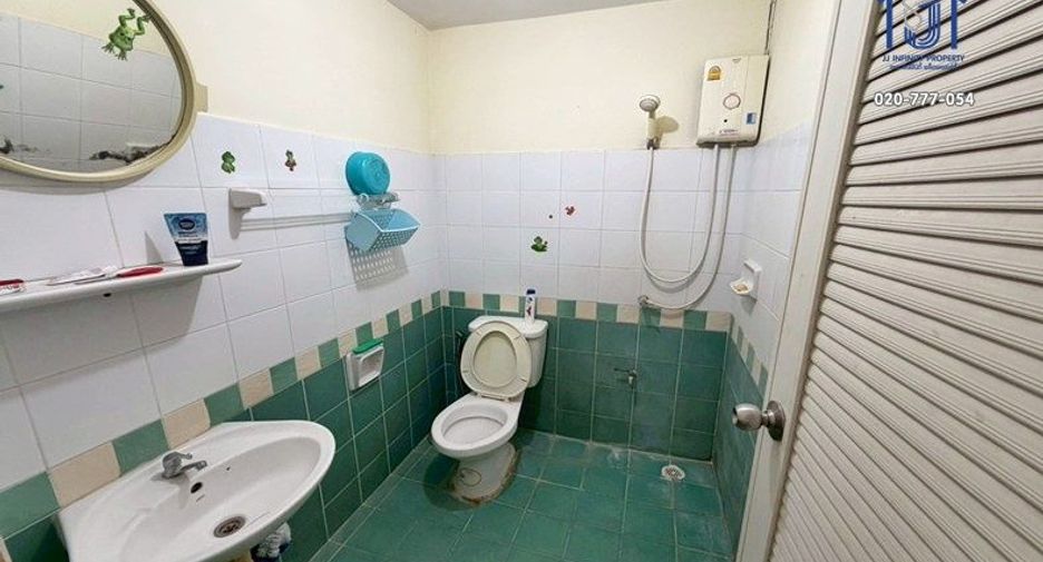 For sale 3 ベッドルーム townhouse in Mueang Samut Prakan, Samut Prakan