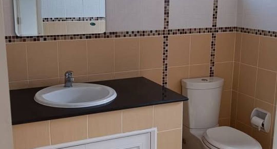 For sale 4 ベッドルーム house in San Sai, Chiang Mai