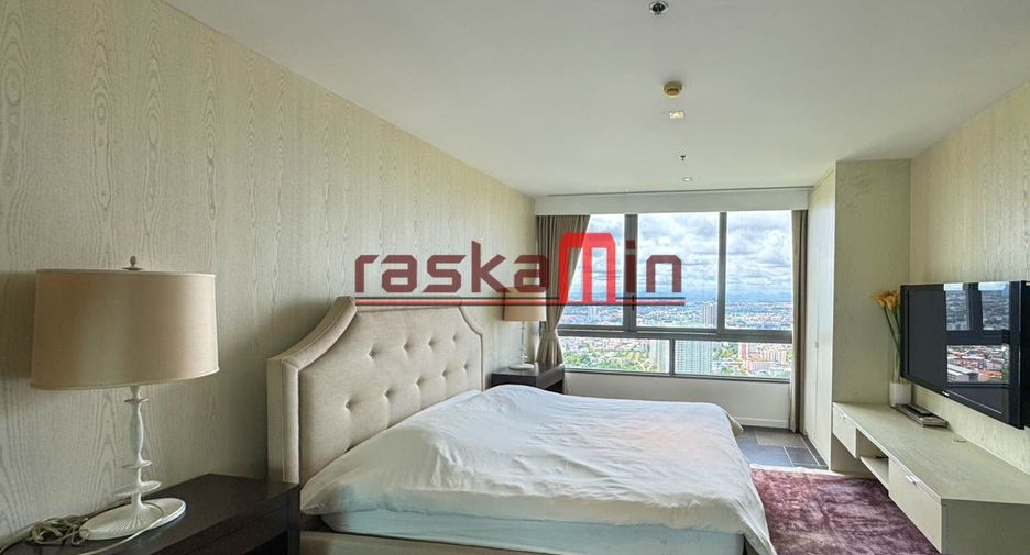 For rent 4 bedrooms condo in Bang Lamung, Chonburi