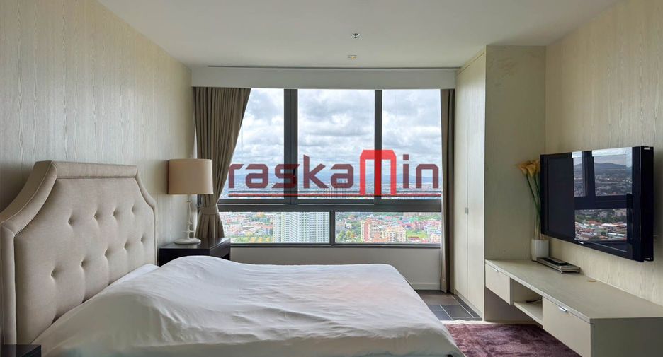 For rent 4 bedrooms condo in Bang Lamung, Chonburi