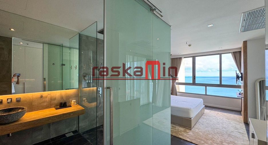 For rent 4 bedrooms condo in Bang Lamung, Chonburi