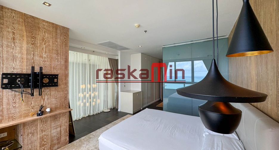 For rent 4 bedrooms condo in Bang Lamung, Chonburi