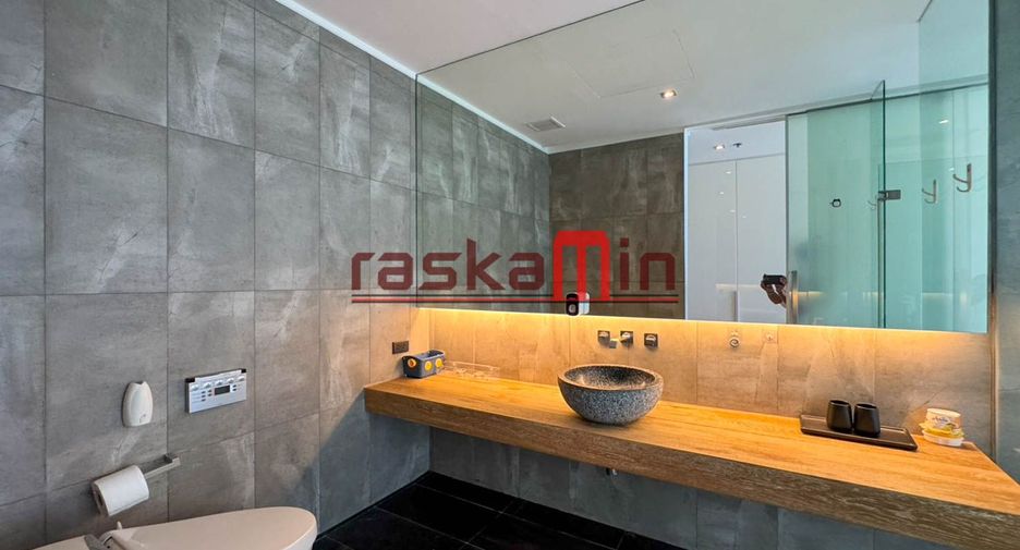 For rent 4 bedrooms condo in Bang Lamung, Chonburi