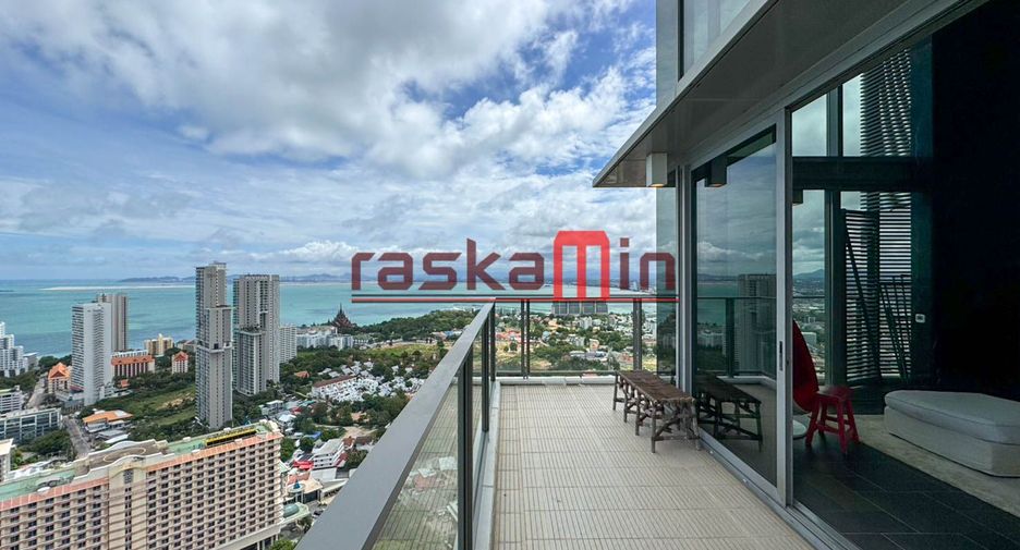 For rent 4 bedrooms condo in Bang Lamung, Chonburi