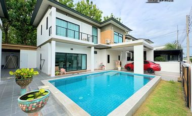 À louer 8 chambres maison à Bang Lamung, Chonburi