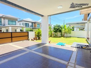 Casa en alquiler de 8 habitaciones en Bang Lamung, Chonburi