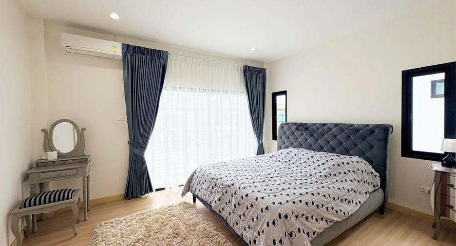 For rent 8 ベッドルーム house in Bang Lamung, Chonburi
