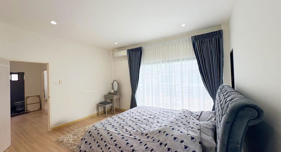 For rent 8 ベッドルーム house in Bang Lamung, Chonburi
