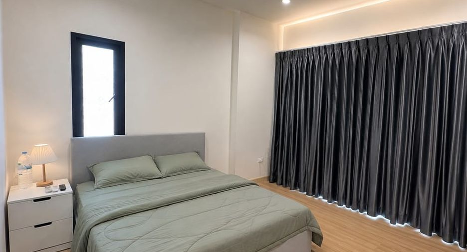 For rent 8 ベッドルーム house in Bang Lamung, Chonburi