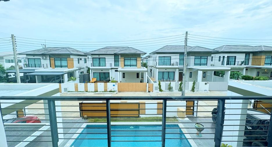 For rent 8 ベッドルーム house in Bang Lamung, Chonburi