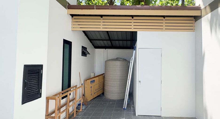 For rent 8 ベッドルーム house in Bang Lamung, Chonburi