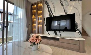 For sale 4 ベッドルーム house in Bang Lamung, Chonburi