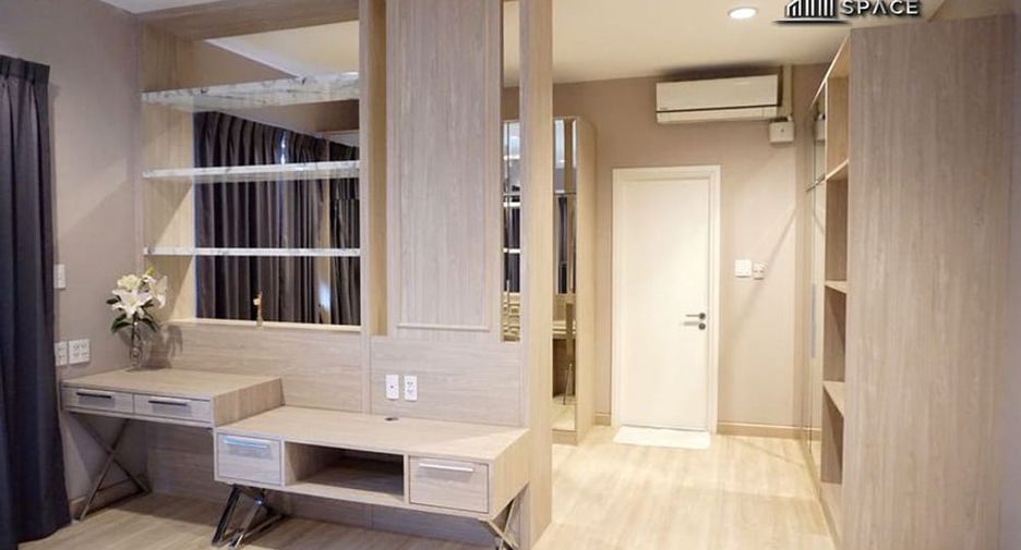 For rent 4 bedrooms villa in Bang Lamung, Chonburi