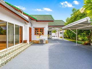 For sale 3 bedrooms villa in Hua Hin, Prachuap Khiri Khan