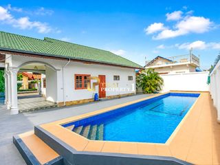 For sale 3 bedrooms villa in Hua Hin, Prachuap Khiri Khan