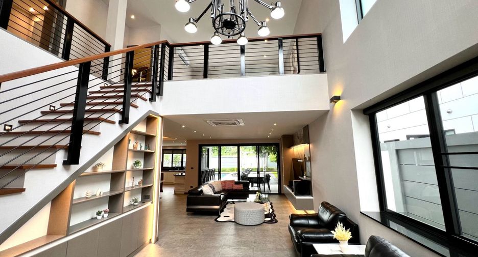 For sale 4 bedrooms villa in Hang Dong, Chiang Mai