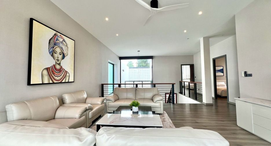 For sale 4 bedrooms villa in Hang Dong, Chiang Mai