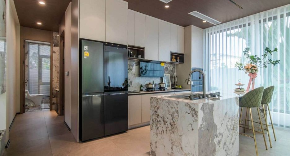 Haus zum Kauf mit 4 Zimmer in Bang Lamung, Chonburi