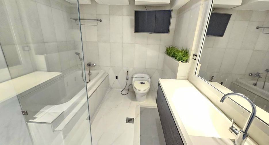 Wohnung zum Kauf mit 3 Zimmer in Watthana, Bangkok