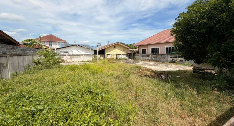 Grundstück zum Kauf in Si Racha, Chonburi