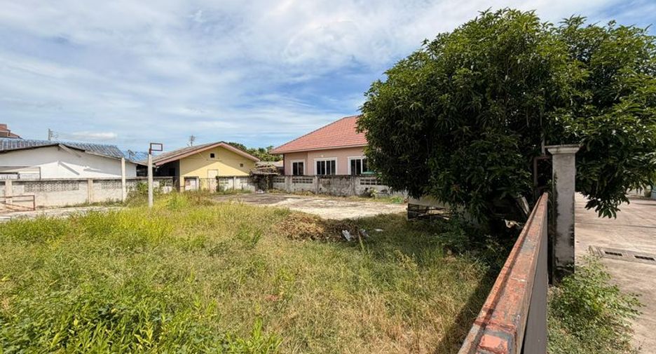 Grundstück zum Kauf in Si Racha, Chonburi