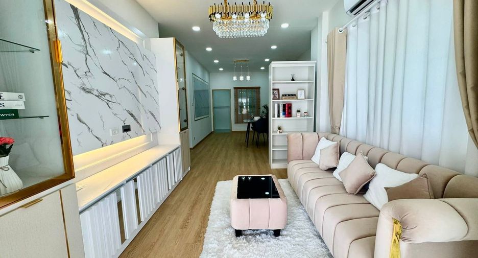 For sale 3 bedrooms house in Si Racha, Chonburi