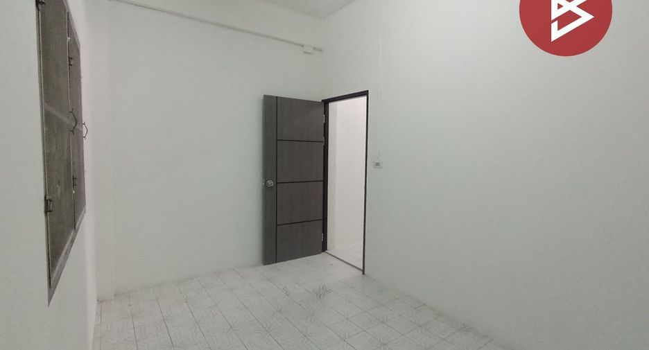 For sale 2 bedrooms townhouse in Mueang Kanchanaburi, Kanchanaburi