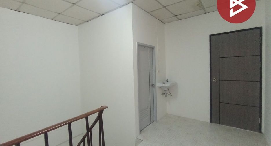 For sale 2 bedrooms townhouse in Mueang Kanchanaburi, Kanchanaburi