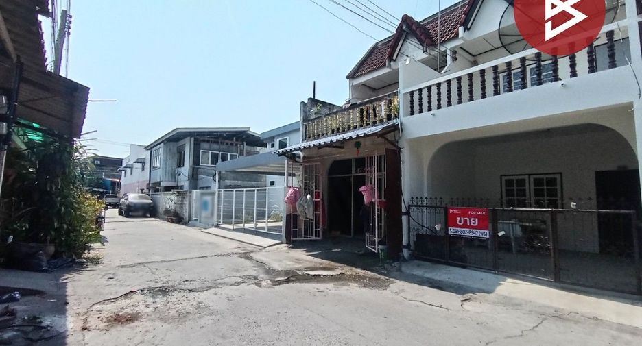 For sale 2 bedrooms townhouse in Mueang Kanchanaburi, Kanchanaburi