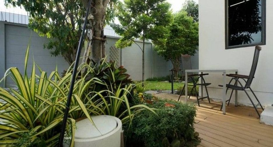 À louer 4 chambres maison à Bang Phli, Samut Prakan