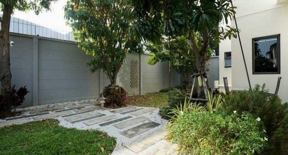 À louer 4 chambres maison à Bang Phli, Samut Prakan