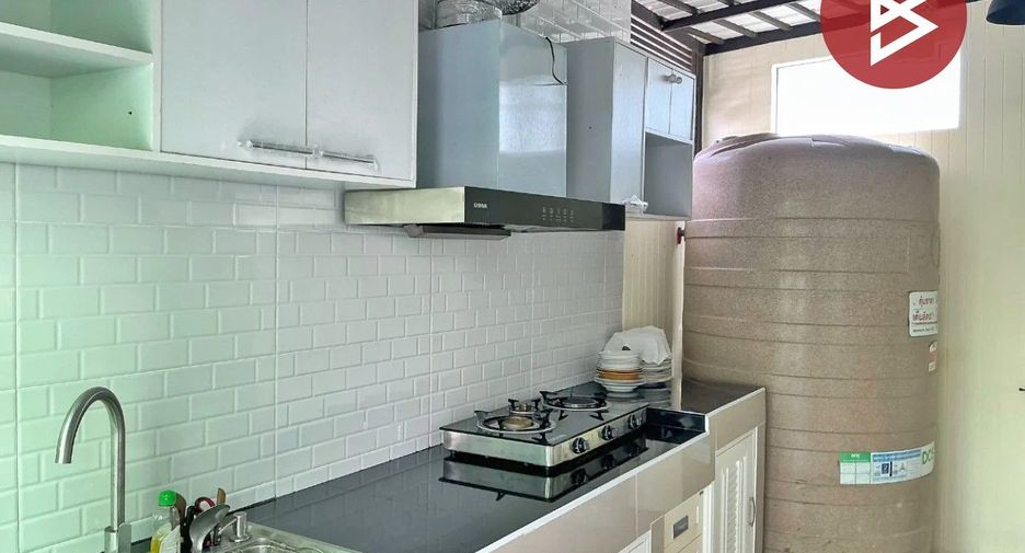Продажа 2 спальни таунхаус в Si Racha, Чонбури
