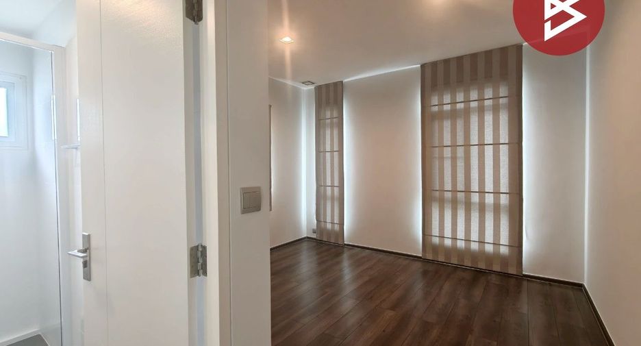 For sale 3 bedrooms house in Lat Krabang, Bangkok