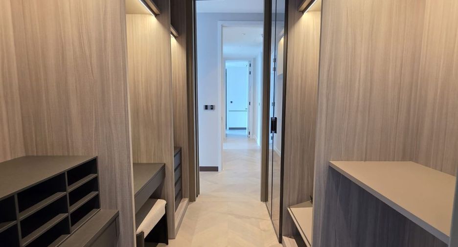 Wohnung zum Kauf mit 3 Zimmer in Sathon, Bangkok