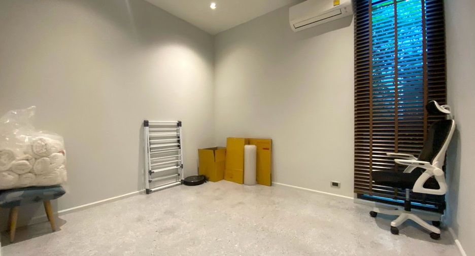 For rent 2 bedrooms condo in Mueang Chiang Mai, Chiang Mai