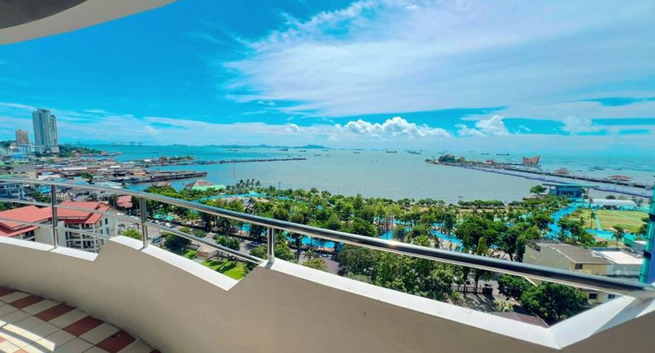 À vendre 2 chambres condo à Si Racha, Chonburi