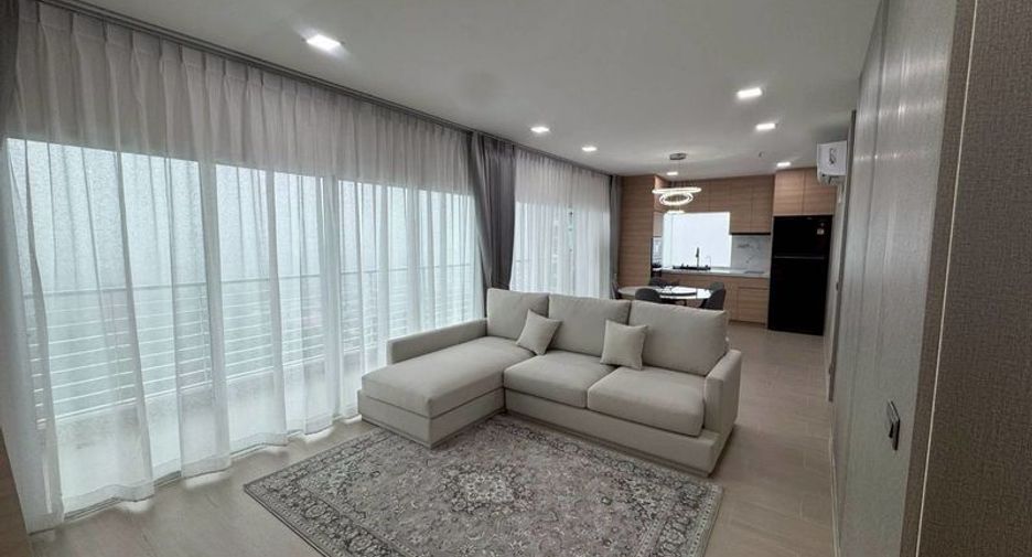 For sale 2 ベッドルーム apartment in Bang Lamung, Chonburi