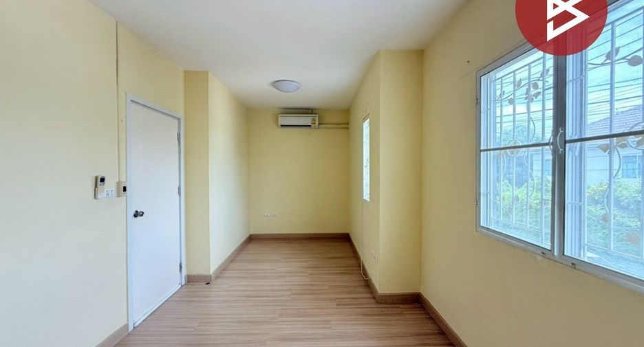 Продажа 3 спальни таунхаус в Mueang Pathum Thani, Патумтани