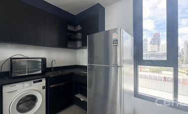 Продажа 2 спальни кондо в Щаттхана, Бангкок