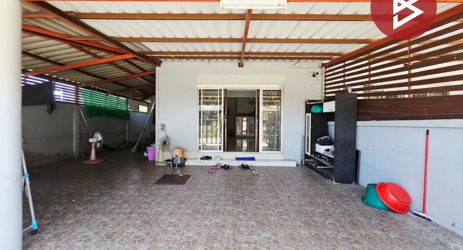 For sale 3 bedrooms townhouse in Mueang Chon Buri, Chonburi