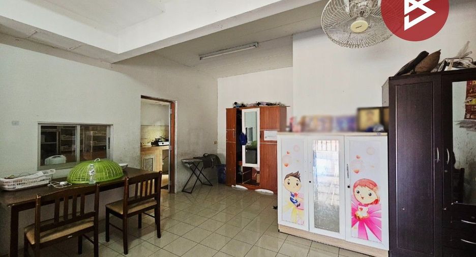 For sale 3 bedrooms townhouse in Mueang Chon Buri, Chonburi