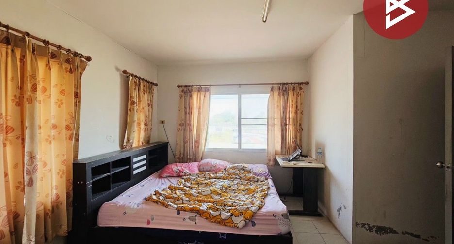For sale 3 bedrooms townhouse in Mueang Chon Buri, Chonburi