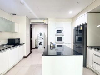 Продажа 3 спальни кондо в Патхум Щан, Бангкок