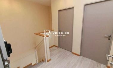 Wohnung zum Kauf mit 2 Zimmer in Phra Khanong, Bangkok