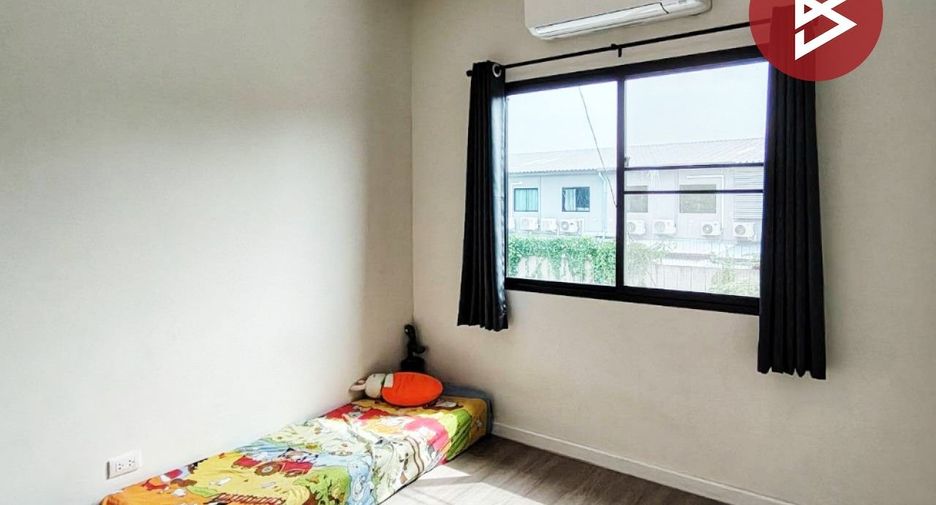 For sale 4 bedrooms townhouse in Bang Kruai, Nonthaburi
