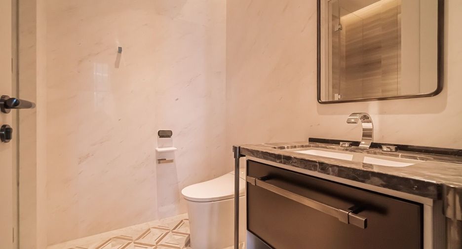 Wohnung zur Miete mit 2 Zimmer in Sathon, Bangkok