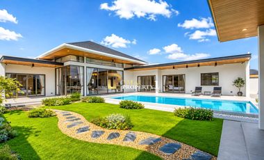 À vendre 4 chambres villa à Hua Hin, Prachuap Khiri Khan