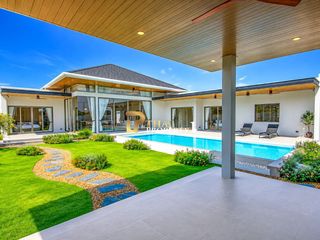 Villa zum Kauf mit 4 Zimmer in Hua Hin, Prachuap Khiri Khan
