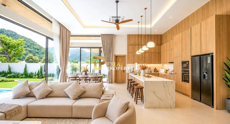 À vendre 4 chambres villa à Hua Hin, Prachuap Khiri Khan