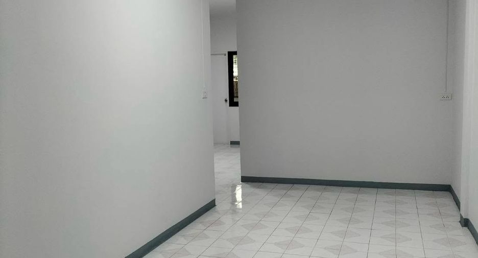 For sale 2 ベッドルーム townhouse in San Sai, Chiang Mai
